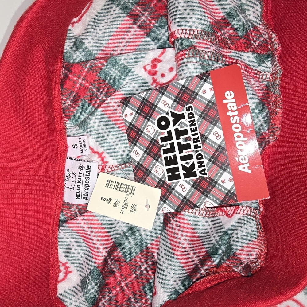 Hello Kitty NWT Holiday Plaid‎ Sleep Pants Aeropostale Red Green Women's Small - Picture 9 of 12